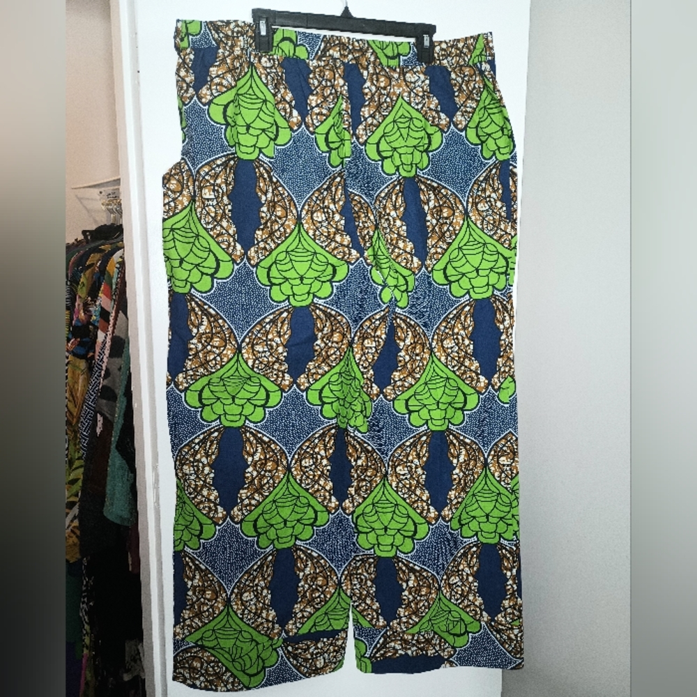 ASHRO Two-Piece Pant Set - Picture 7 of 13